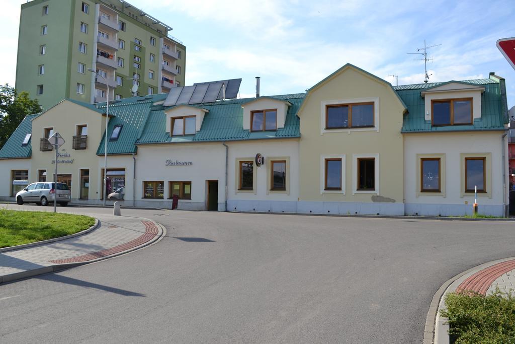 Penzion U Zamecke Zahrady Lipnik nad Becvou Exterior photo